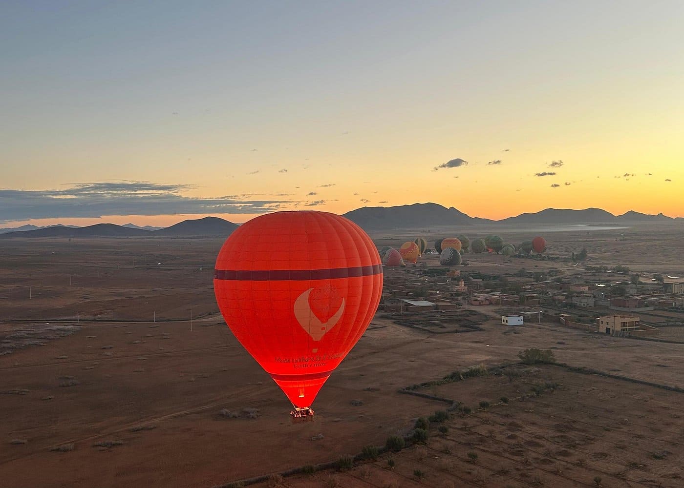 Hot air balloon Marrakech – sunrise flight over Atlas Mountains and Berber villages with breakfast